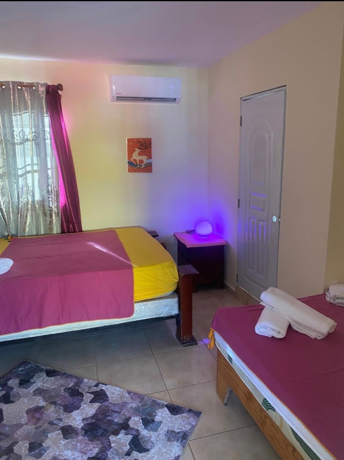 Dona Cornelia Hotel Los Patos Ngoại thất bức ảnh